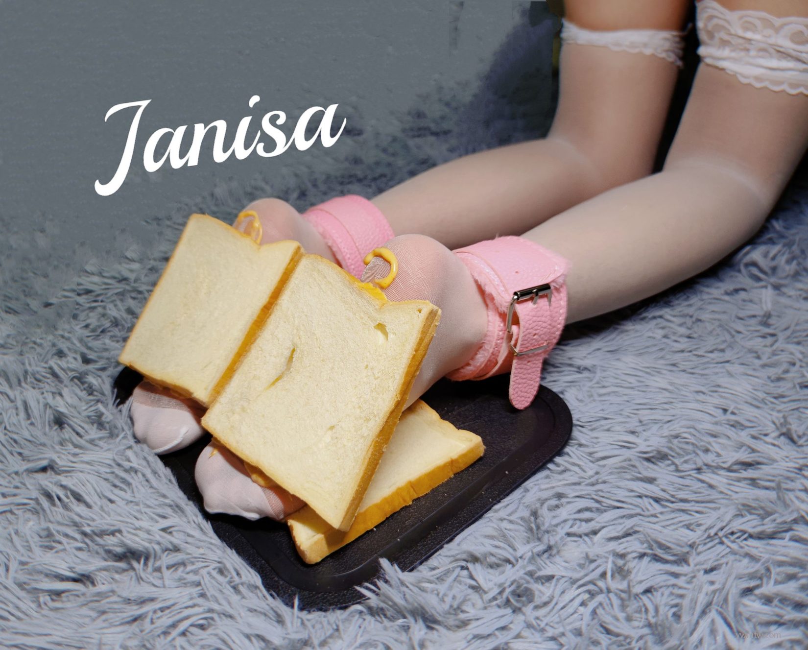 ŮӰ Janisa ˽ͼ  3ҳ 