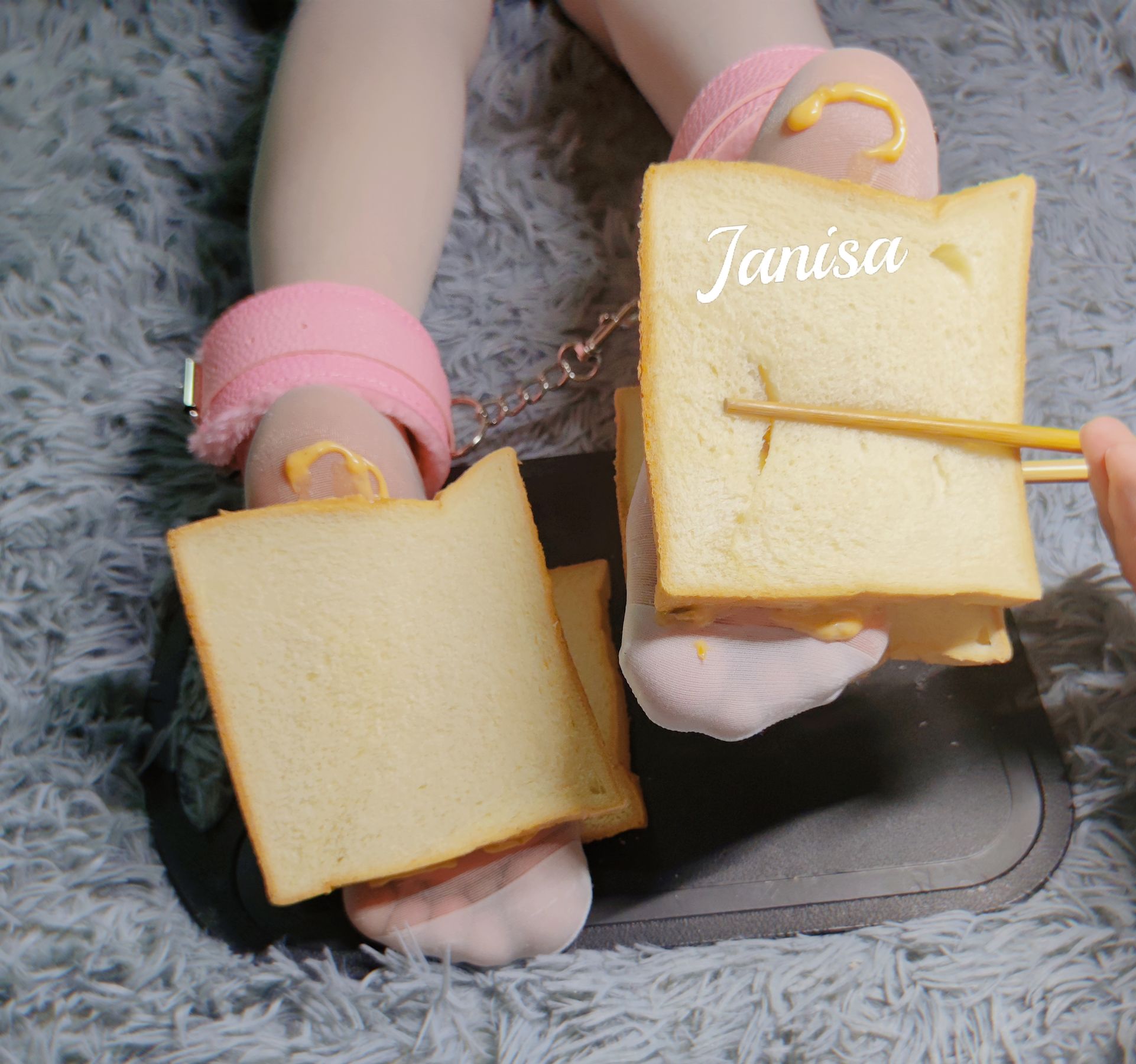 ŮӰ Janisa ˽ͼ  3ҳ 